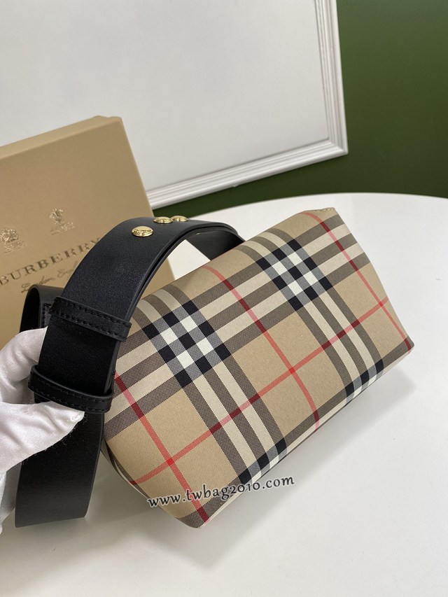Burberry專門店新款Vintage格紋拼皮革斜背包帆布包 巴寶莉女款單肩斜挎包 yxb1198